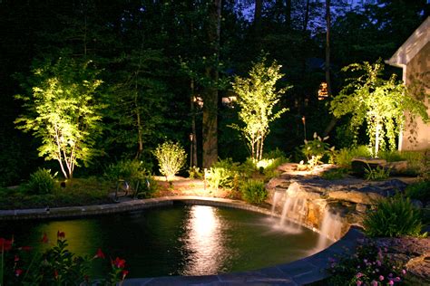 Common Methods of Night Lighting Your Landscape.